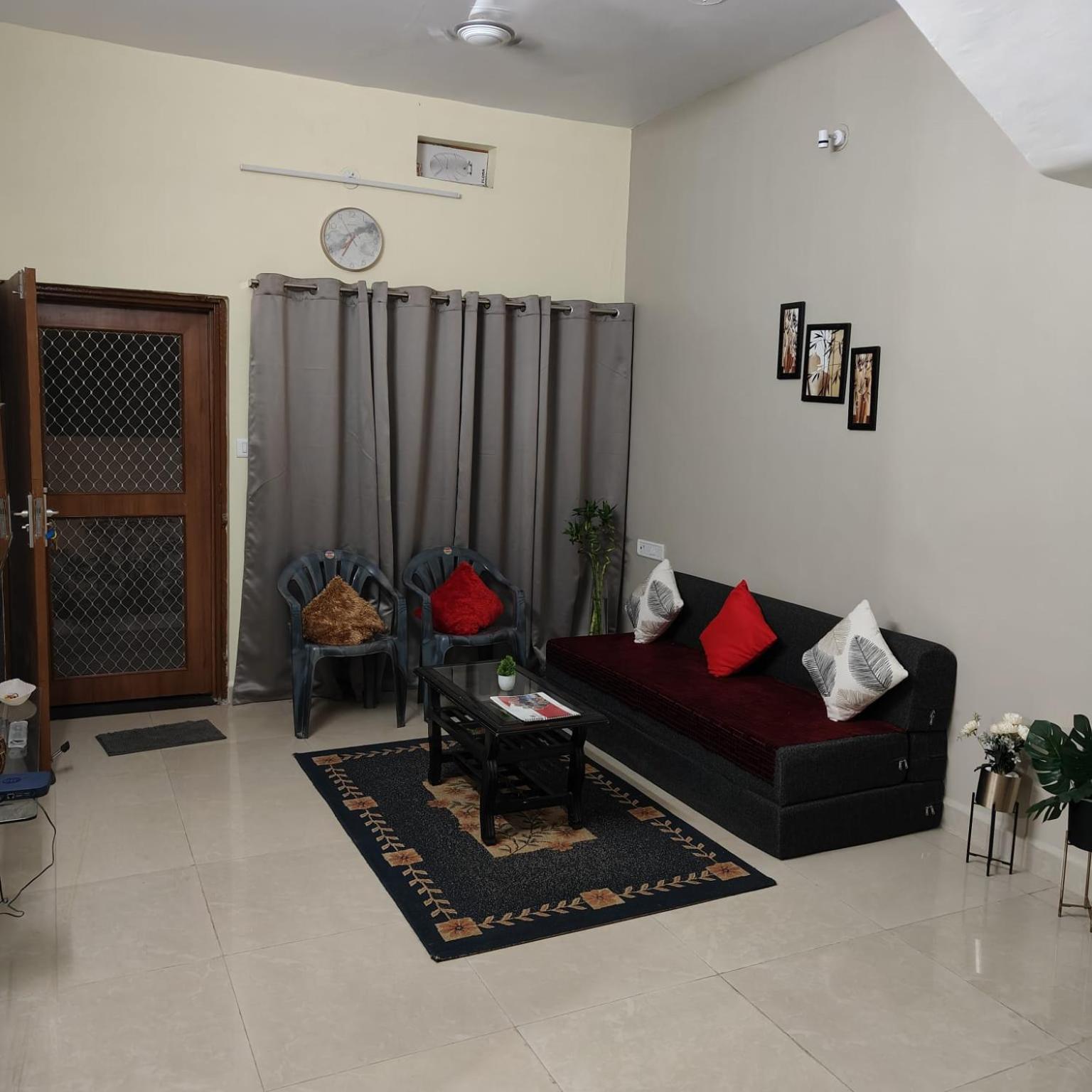 הוילה אויאיין Mahadev Mansion מראה חיצוני תמונה