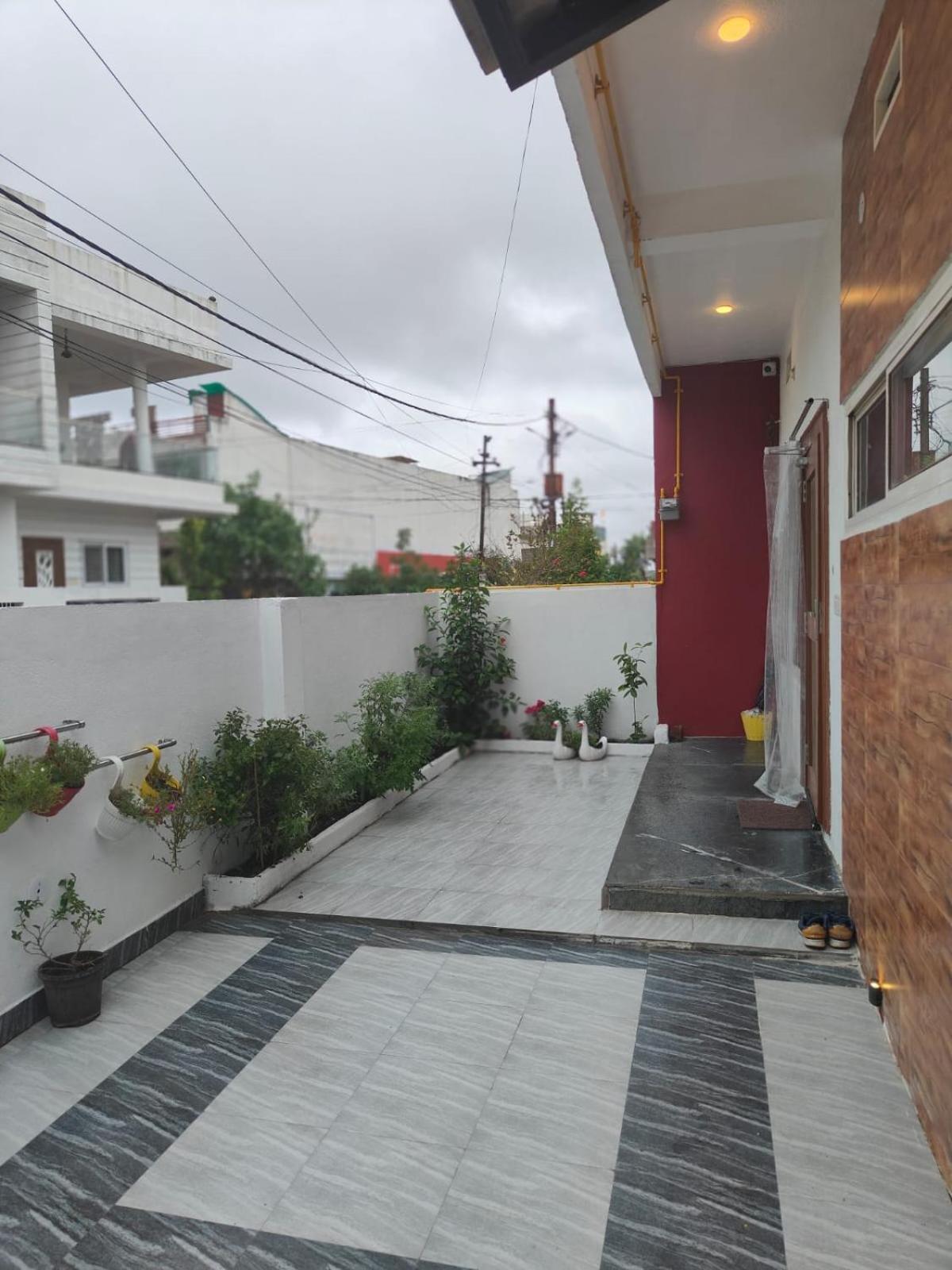 הוילה אויאיין Mahadev Mansion מראה חיצוני תמונה